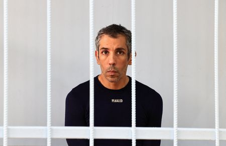 tagreuters.com2025binary_LYNXMPEL9Q0N1-VIEWIMAGE