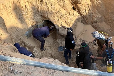 tagreuters.com2025binary_LYNXMPEL9R0OL-VIEWIMAGE