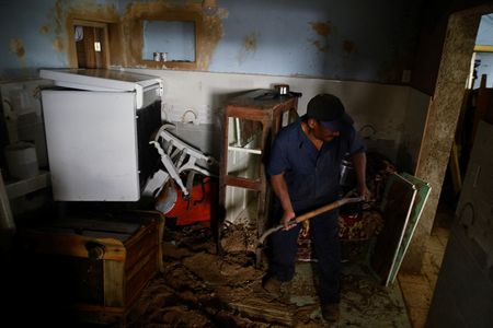 tagreuters.com2025binary_LYNXMPEL9T00G-VIEWIMAGE