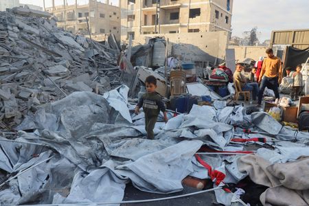 tagreuters.com2025binary_LYNXMPEL9U0F3-VIEWIMAGE