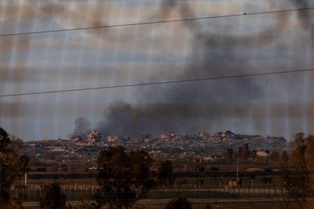 tagreuters.com2025binary_LYNXMPELA20DK-VIEWIMAGE