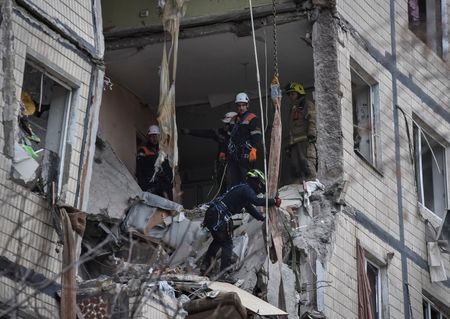 tagreuters.com2025binary_LYNXMPELA70EZ-VIEWIMAGE