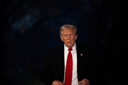 tagreuters.com2025binary_LYNXMPELAB0VI-VIEWIMAGE