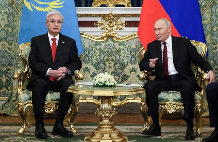 tagreuters.com2025binary_LYNXMPELAB15D-VIEWIMAGE