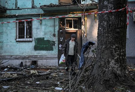 tagreuters.com2025binary_LYNXMPELAJ184-VIEWIMAGE