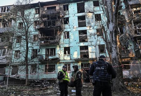 tagreuters.com2025binary_LYNXMPELAJ185-VIEWIMAGE