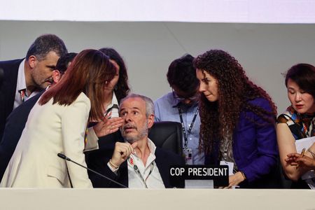 tagreuters.com2025binary_LYNXMPELAL0D0-VIEWIMAGE