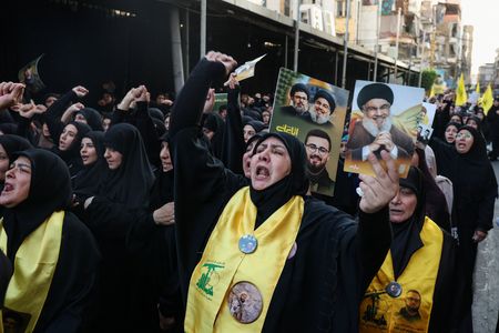 tagreuters.com2025binary_LYNXMPELAN0QC-VIEWIMAGE