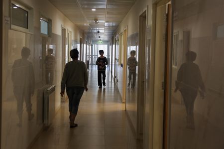 tagreuters.com2025binary_LYNXMPELAP0I3-VIEWIMAGE