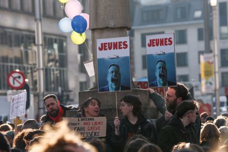 tagreuters.com2025binary_LYNXMPELAP0QT-VIEWIMAGE