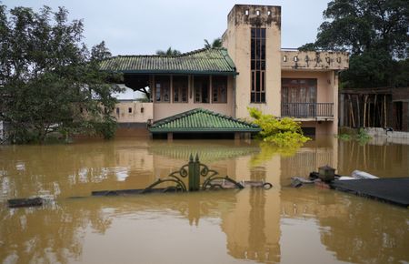 tagreuters.com2025binary_LYNXMPELAS084-VIEWIMAGE