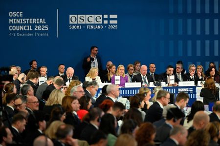 tagreuters.com2025binary_LYNXMPELB30M8-VIEWIMAGE