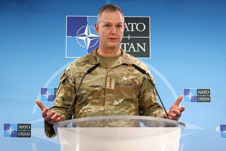 tagreuters.com2025binary_LYNXMPELB312A-VIEWIMAGE