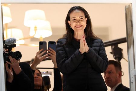 tagreuters.com2025binary_LYNXMPELBA029-VIEWIMAGE