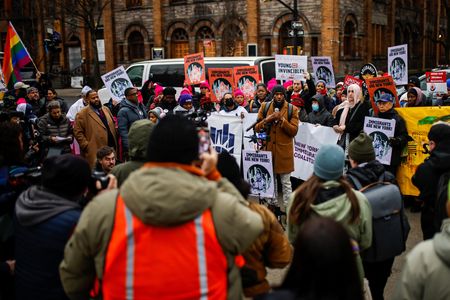 tagreuters.com2025binary_LYNXNPEL0H09F-VIEWIMAGE