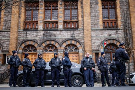 tagreuters.com2025binary_LYNXNPEL0H0B9-VIEWIMAGE