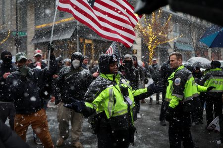 tagreuters.com2025binary_LYNXNPEL0I0BE-VIEWIMAGE