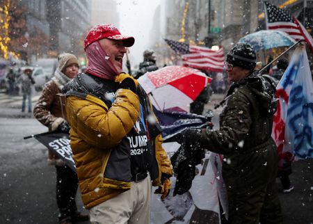 tagreuters.com2025binary_LYNXNPEL0I0BF-VIEWIMAGE