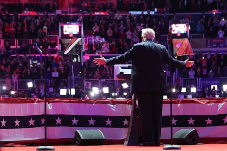 tagreuters.com2025binary_LYNXNPEL0I0BU-VIEWIMAGE