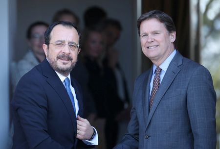 tagreuters.com2025binary_LYNXNPEL0J0FU-VIEWIMAGE