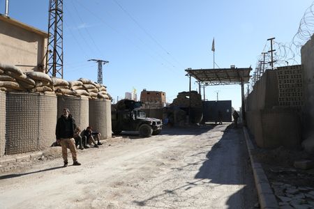 tagreuters.com2025binary_LYNXNPEL0K0KK-VIEWIMAGE