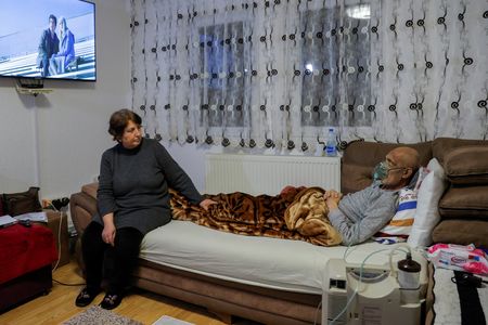 tagreuters.com2025binary_LYNXNPEL0M08E-VIEWIMAGE