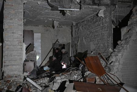 tagreuters.com2025binary_LYNXNPEL0M09I-VIEWIMAGE