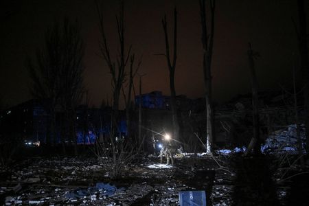 tagreuters.com2025binary_LYNXNPEL0M09L-VIEWIMAGE