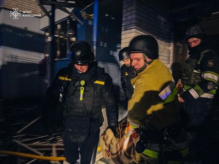 tagreuters.com2025binary_LYNXNPEL0N0A9-VIEWIMAGE