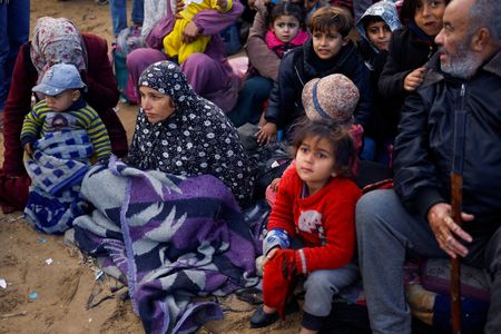 tagreuters.com2025binary_LYNXNPEL0P023-VIEWIMAGE