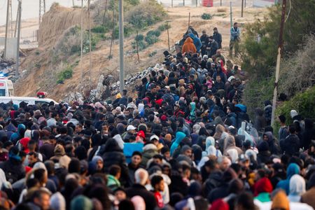 tagreuters.com2025binary_LYNXNPEL0P026-VIEWIMAGE