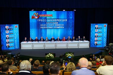 tagreuters.com2025binary_LYNXNPEL0Q0A2-VIEWIMAGE