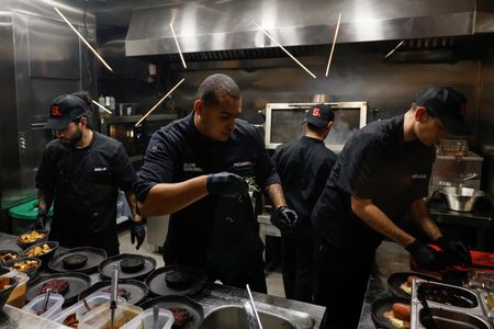 tagreuters.com2025binary_LYNXNPEL0Q0FP-VIEWIMAGE