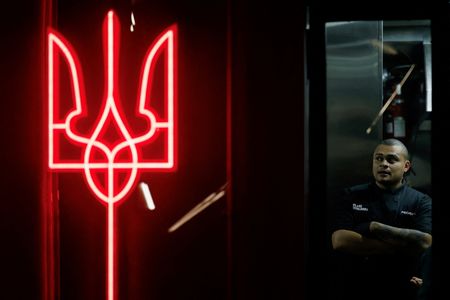 tagreuters.com2025binary_LYNXNPEL0Q0FR-VIEWIMAGE