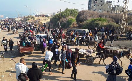 tagreuters.com2025binary_LYNXNPEL0R0EY-VIEWIMAGE