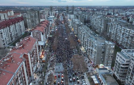 tagreuters.com2025binary_LYNXNPEL0R0S2-VIEWIMAGE