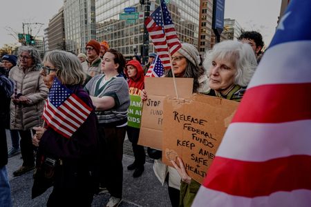 tagreuters.com2025binary_LYNXNPEL0R0YR-VIEWIMAGE