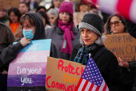 tagreuters.com2025binary_LYNXNPEL0R0YV-VIEWIMAGE