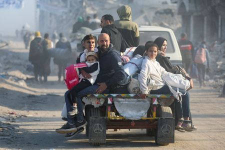 tagreuters.com2025binary_LYNXNPEL0S0LP-VIEWIMAGE