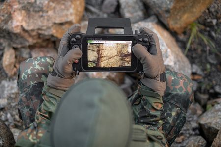 tagreuters.com2025binary_LYNXNPEL0T08H-VIEWIMAGE