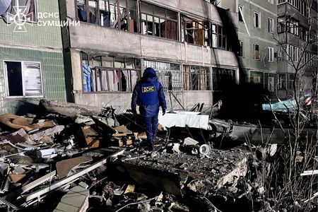 tagreuters.com2025binary_LYNXNPEL0T09C-VIEWIMAGE