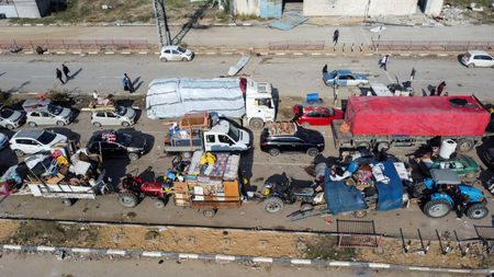 tagreuters.com2025binary_LYNXNPEL0T0J2-VIEWIMAGE