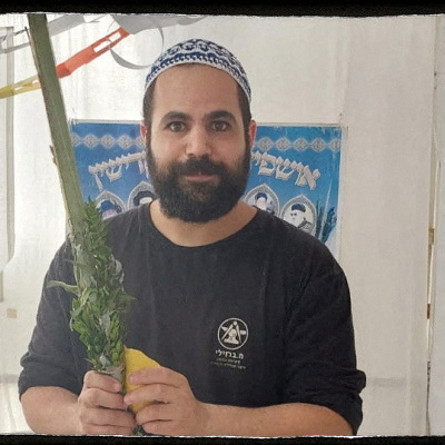 tagreuters.com2025binary_LYNXNPEL0U0G4-VIEWIMAGE