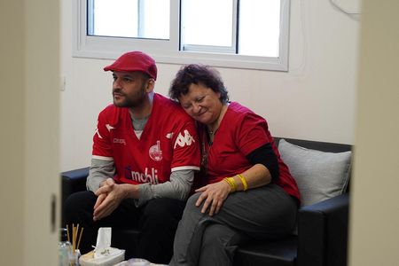 tagreuters.com2025binary_LYNXNPEL1E05G-VIEWIMAGE