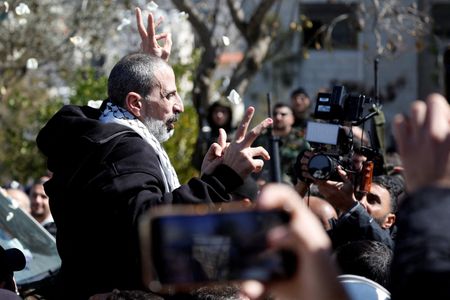 tagreuters.com2025binary_LYNXNPEL1E063-VIEWIMAGE