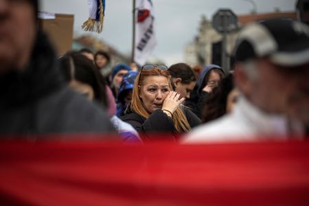 tagreuters.com2025binary_LYNXNPEL1E067-VIEWIMAGE