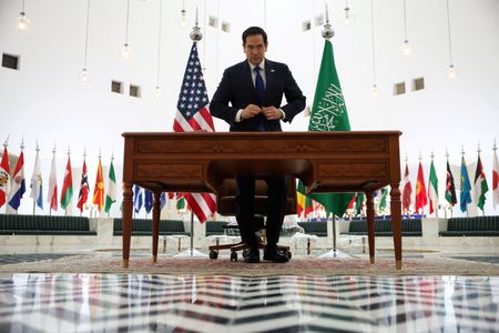 tagreuters.com2025binary_LYNXNPEL1H03X-VIEWIMAGE