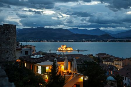 tagreuters.com2025binary_LYNXNPEL1J08K-VIEWIMAGE