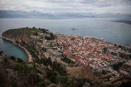 tagreuters.com2025binary_LYNXNPEL1J08N-VIEWIMAGE