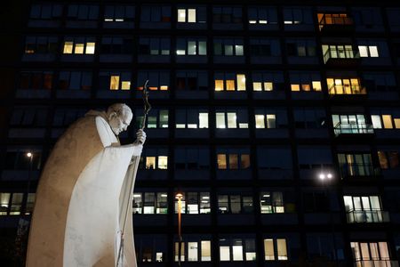 tagreuters.com2025binary_LYNXNPEL1K0ON-VIEWIMAGE